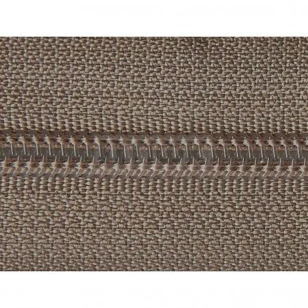 Рулонная молния спиральная (витая) тип 5 цв 301 15гр/м (рул 200м/уп 2000м)